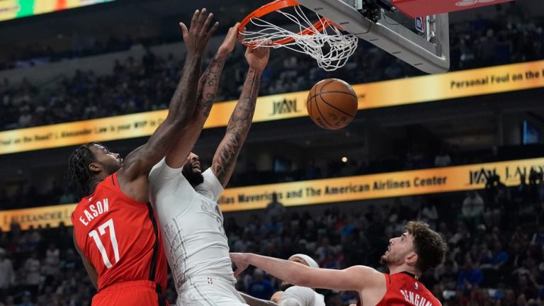 Anthony Davis dominates Rockets in Mavericks debut, but left the game with ‘lower body injury’